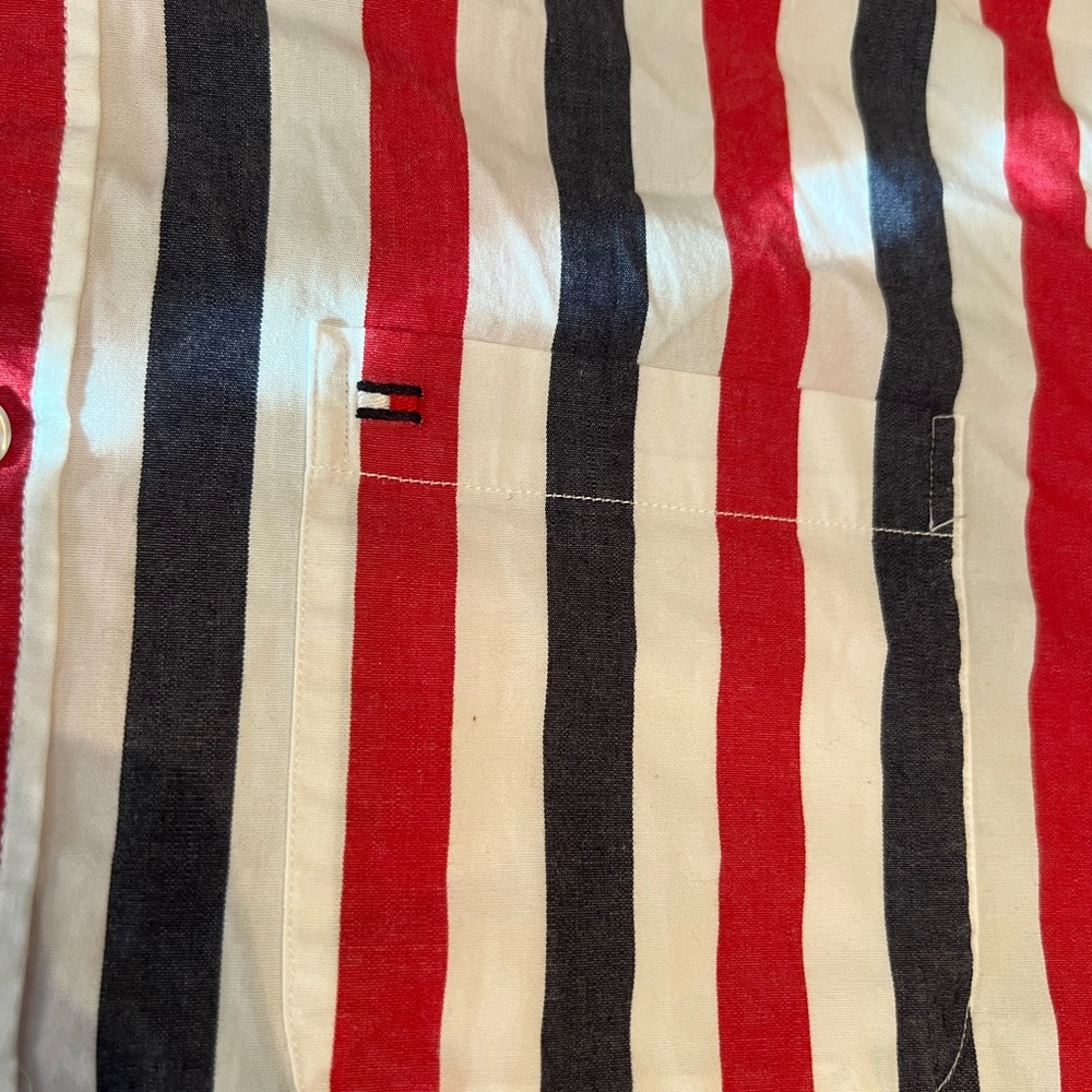Tommy Hilfiger Striped Button Up🟥 - Picture 3 of 4